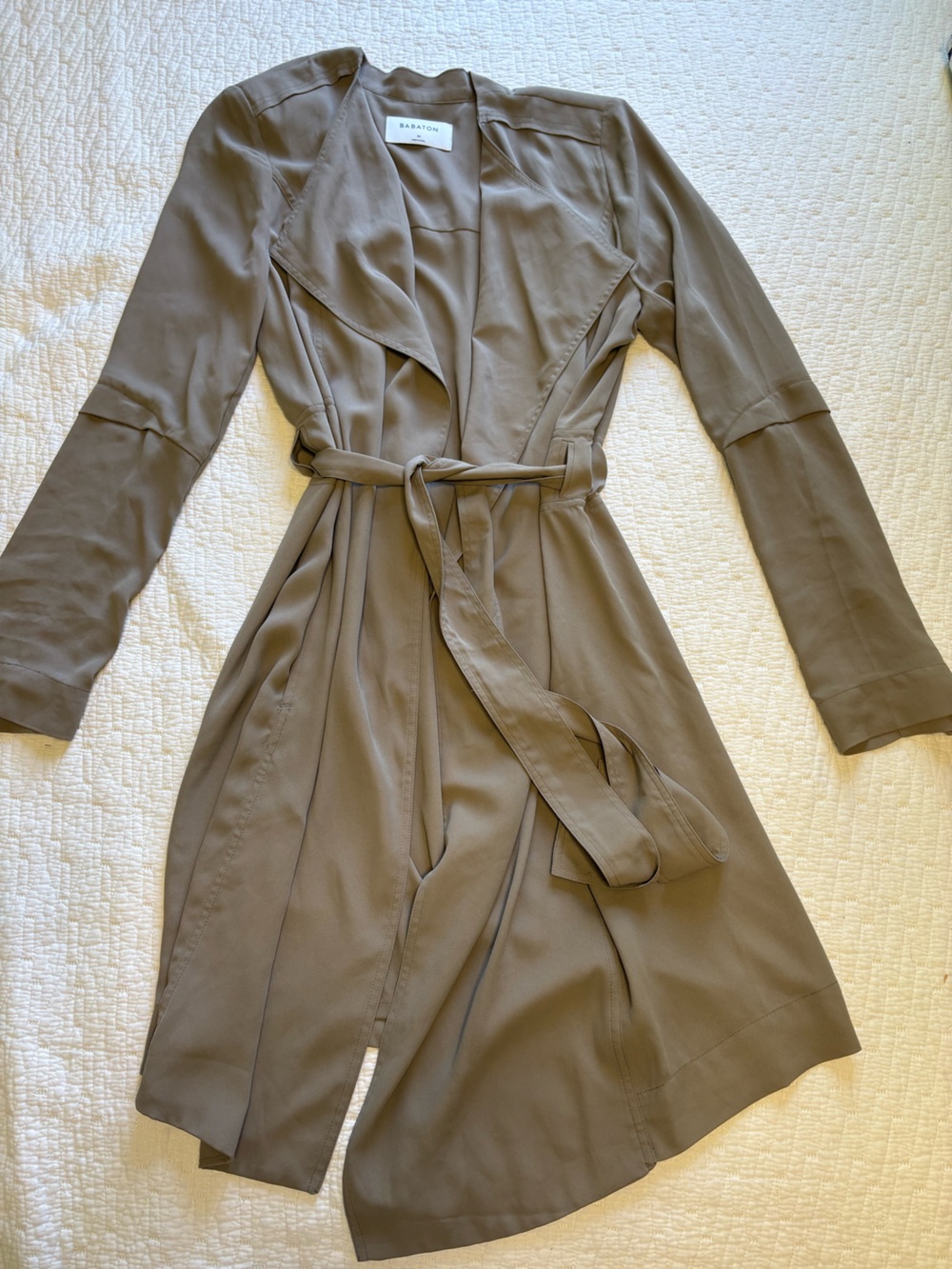 Babaton flowy trench coat
